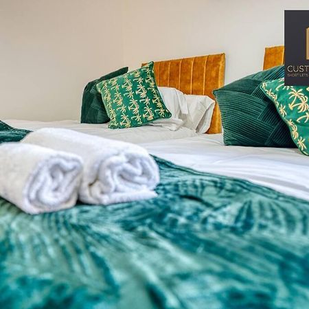 Two Bedroom - Central Peterborough - New Year Discount Zewnętrze zdjęcie